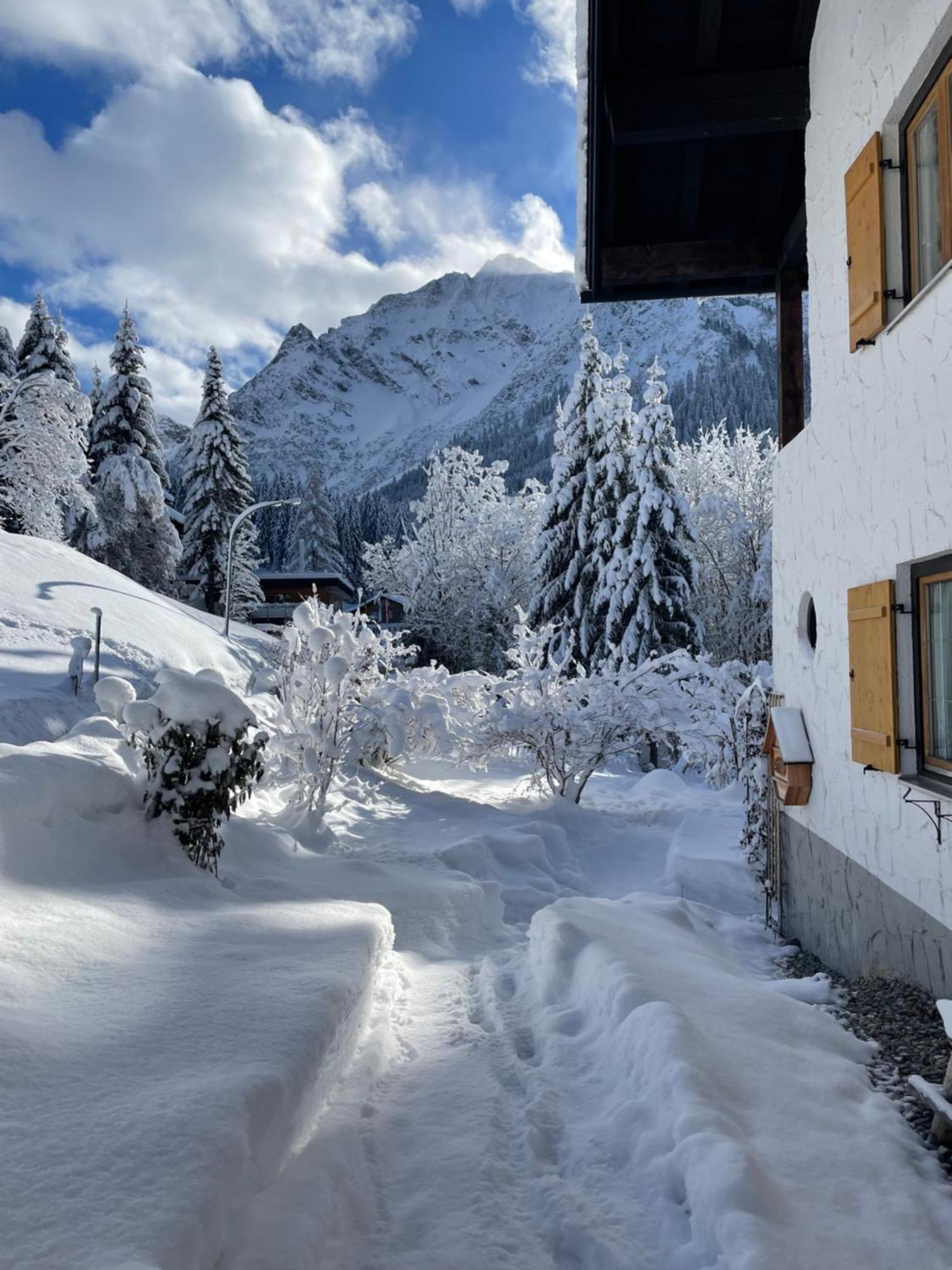 Gaestehaus Tannegg Mittelberg Exterior photo