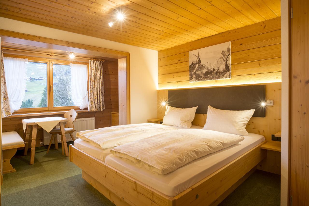Gaestehaus Tannegg Mittelberg Room photo